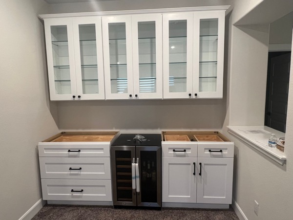 Custom vs Stock Cabinets: Which Makes Sense for a San Antonio Remodel?