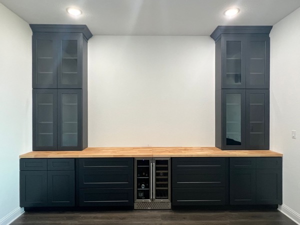Shaker vs Flat-Panel Cabinets — Which Looks Better?