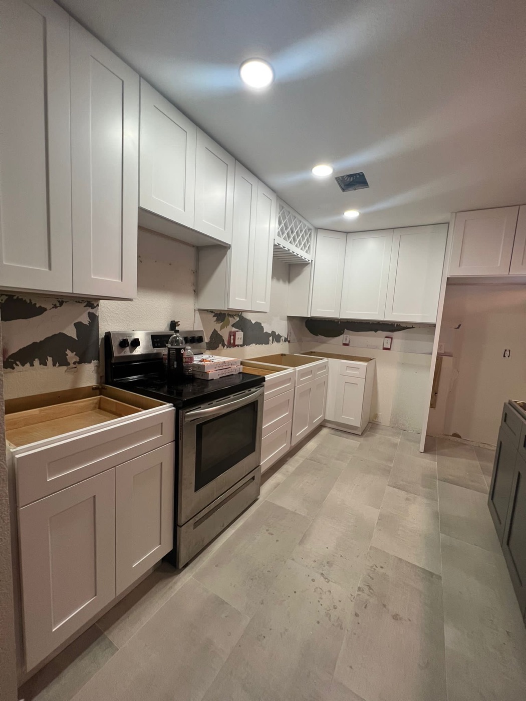 Are Navy Blue Cabinets Still on Trend in 2026? (San Antonio Designer Weighs In) — WoodArt Cabinets San Antonio
